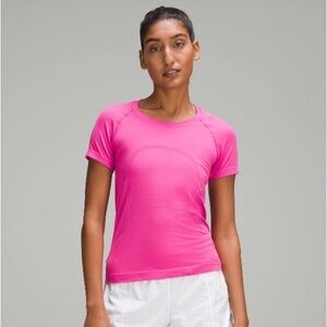 Lululemon Swiftly Tech Short-Sleeve Shirt 2.0